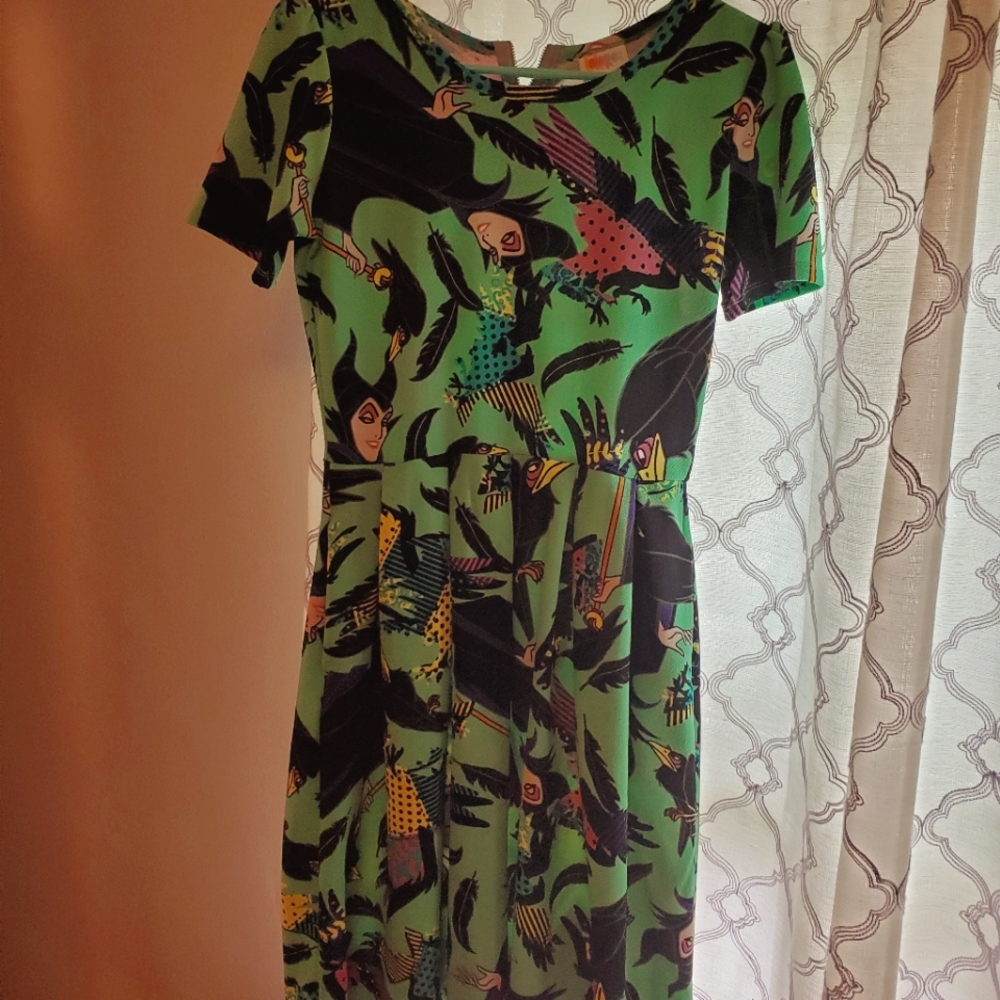 Lularoe Size M Malificent print dress